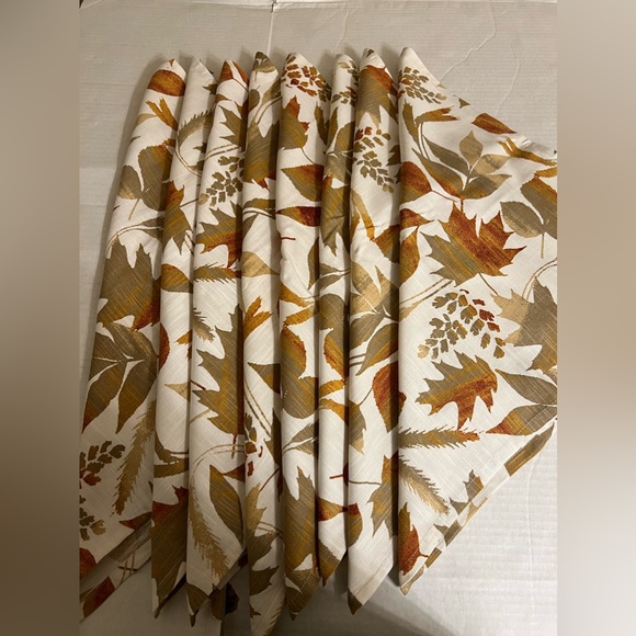 Napkins Set of 12 Leaf Pattern in Fall Colors NWOT - Picture 10 of 14